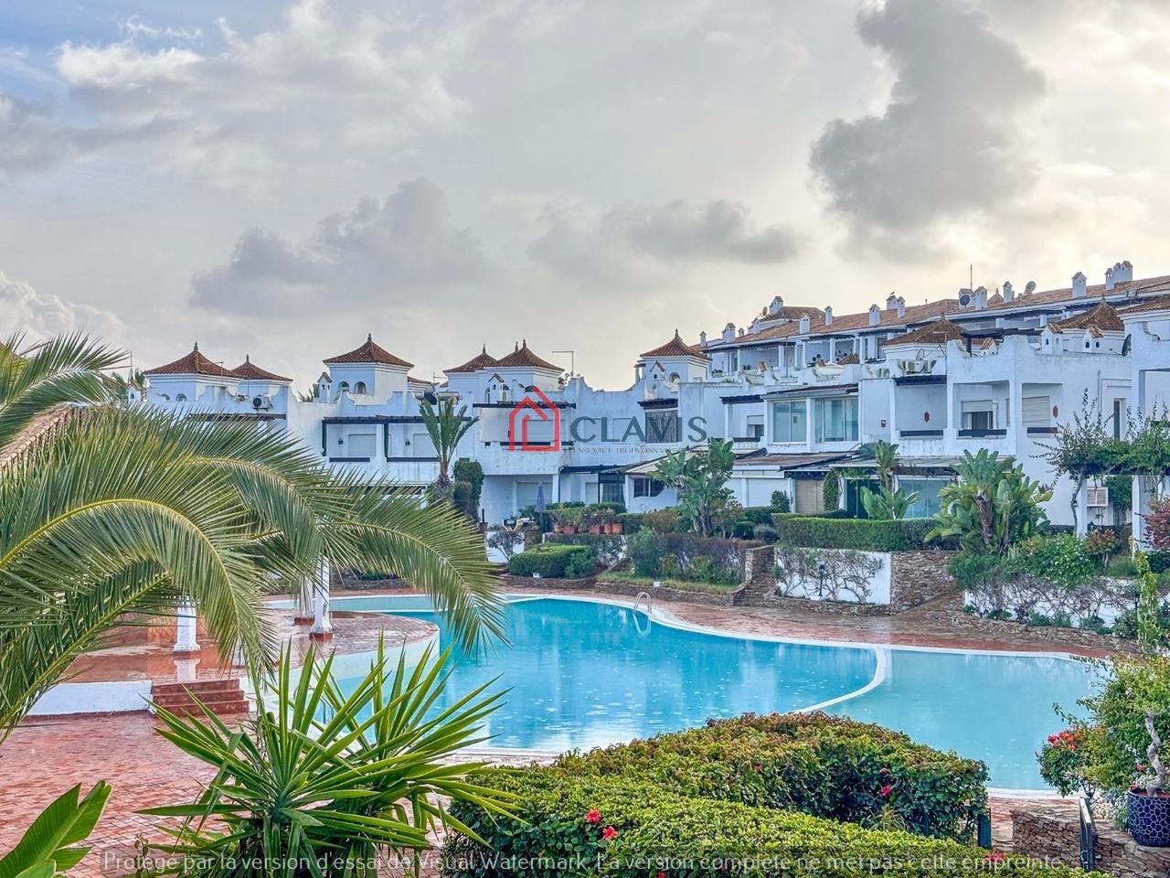Villa ensoleillée a Dar Bouazza dans une résidence de renom