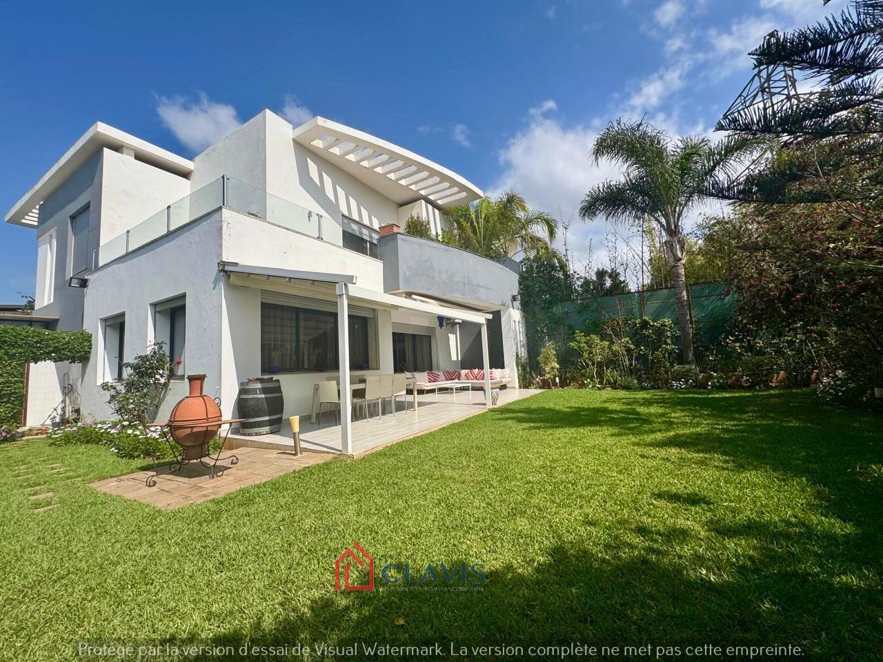 À Vendre Villa moderne et bien ensoleillé