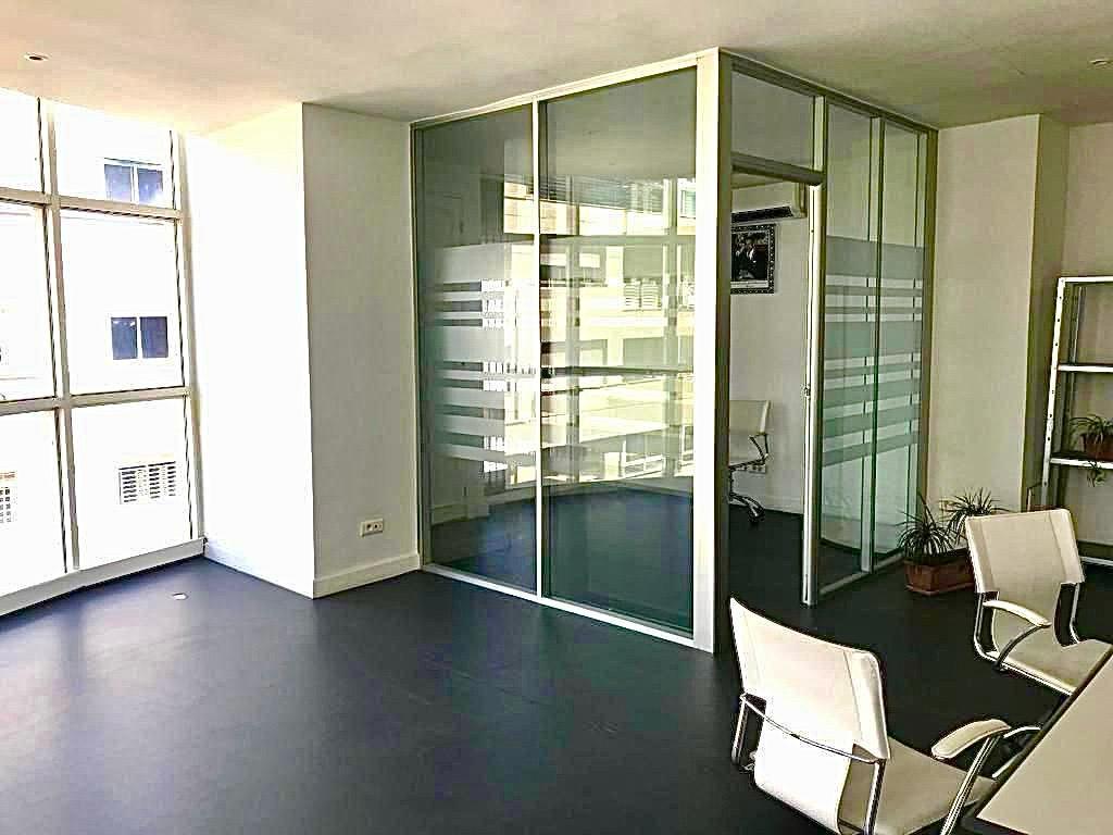 Bureau à vendre de 52 m² au 5ème étage — 2