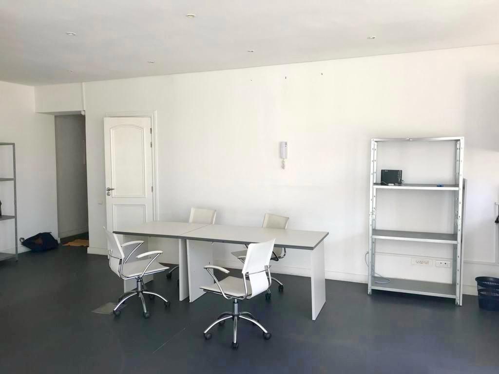 Bureau à vendre de 52 m² au 5ème étage — 3