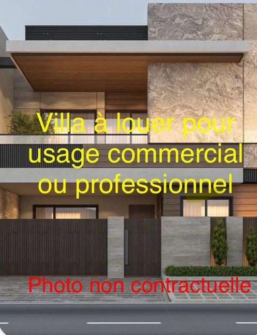 Villa commerciale à Longchamp proche Hay HASSANI