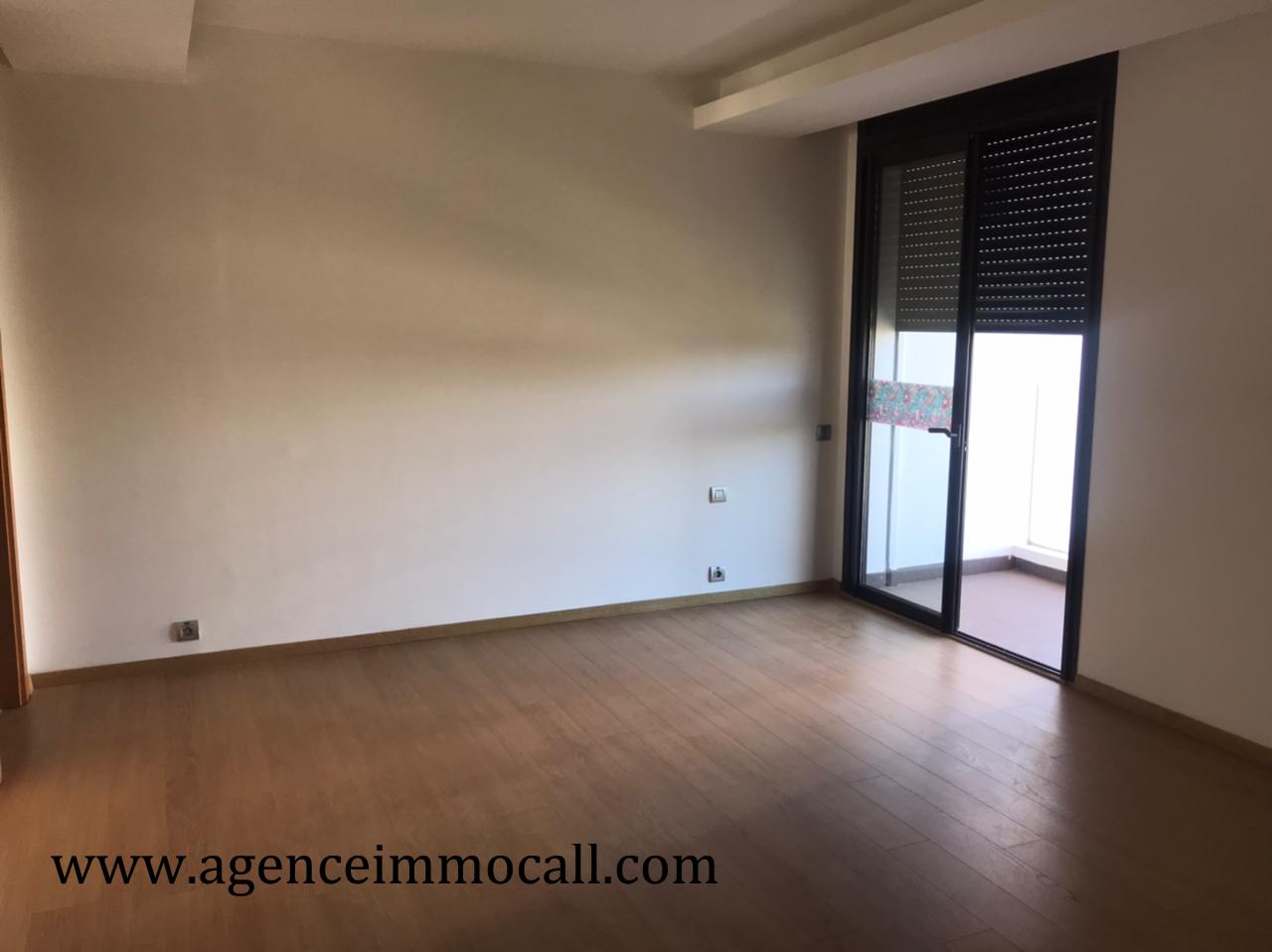 Bel appartement en location situer à SOUISSI — 4