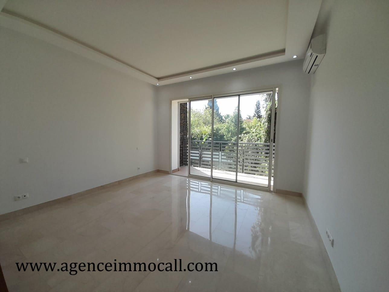Villa à louer au quartier SOUISSI-Rabat — 4