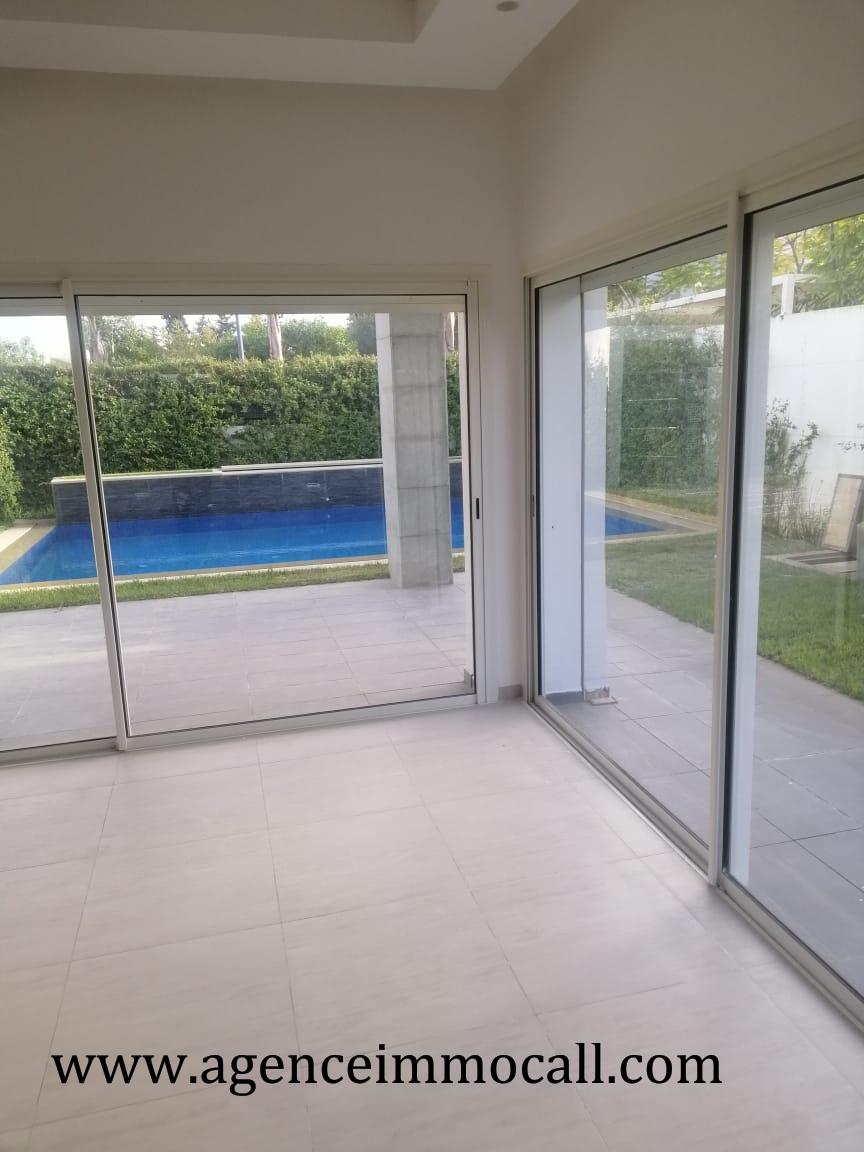 Villa à louer au quartier El Menzeh-Rabat — 4