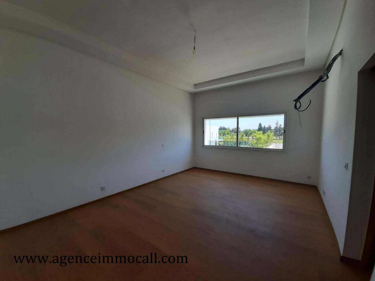 Villa de luxe à louer située à SOUISSI - Rabat — 5