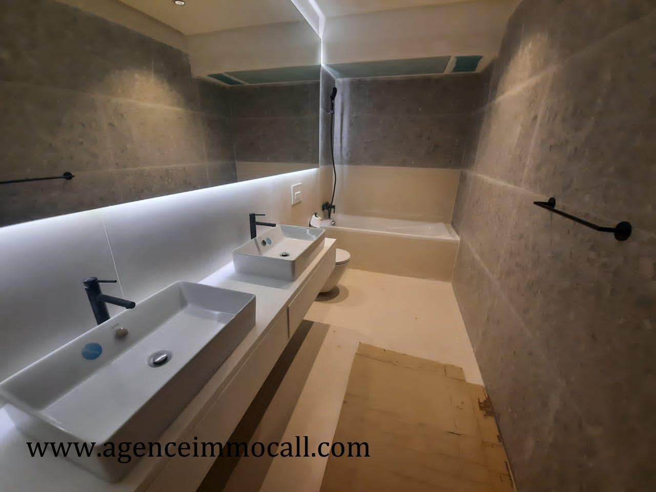 Appartement 236 m² f Quartier Agdal Haut — 10