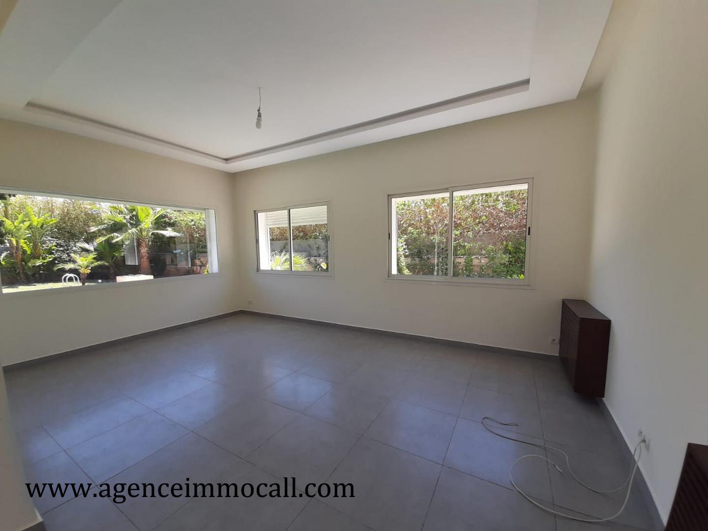 Villa à louer au quartier SOUISSI-Rabat — 5