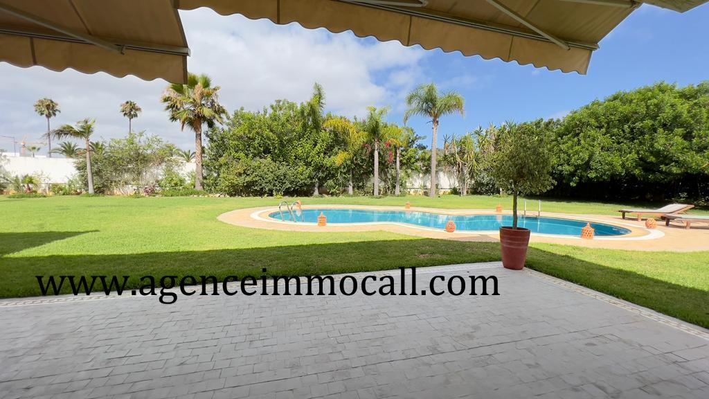 Villa en location à Souissi - Rabat — 5