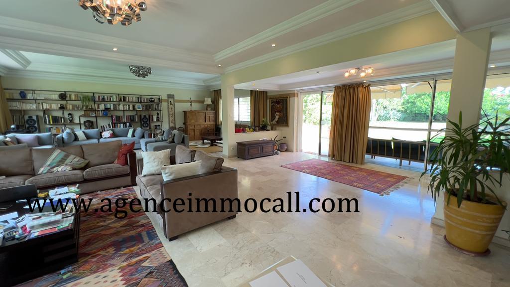 Villa en location à Souissi - Rabat — 3