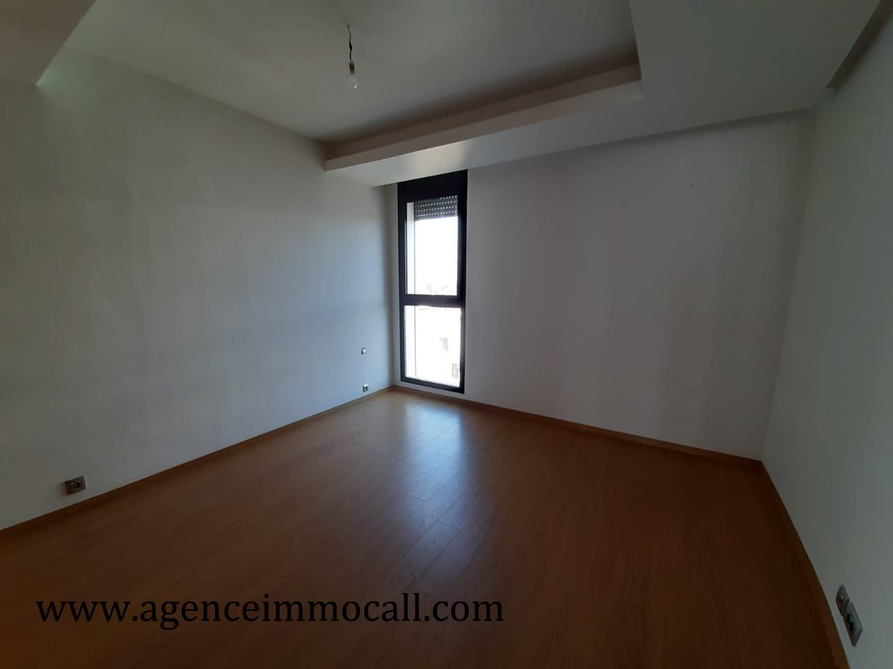 Superbe Appartement en Location situé à Souissi — 6