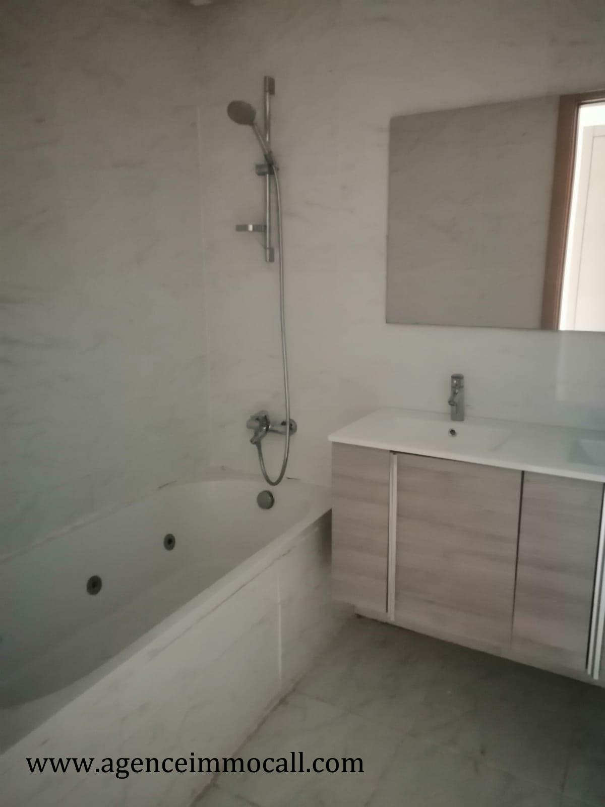 Appartement de luxe en vente à Hay Riad — 4