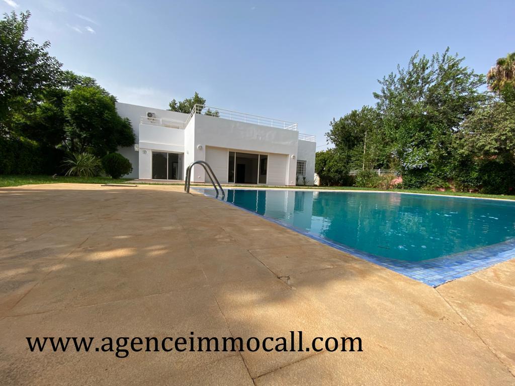 Villa à louer située à SOUISSI - Rabat — 4