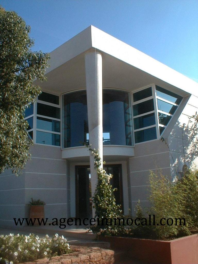 Villa à louer au SOUISSI-Rabat — 5