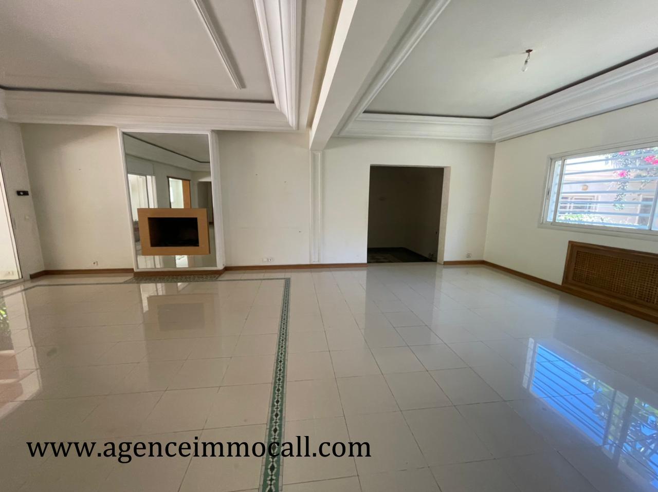 Villa en location située à SOUISSI — 4