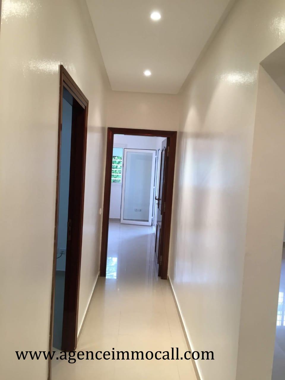 Appartement en vente à Riad Ouled Mtaa - Rabat — 3