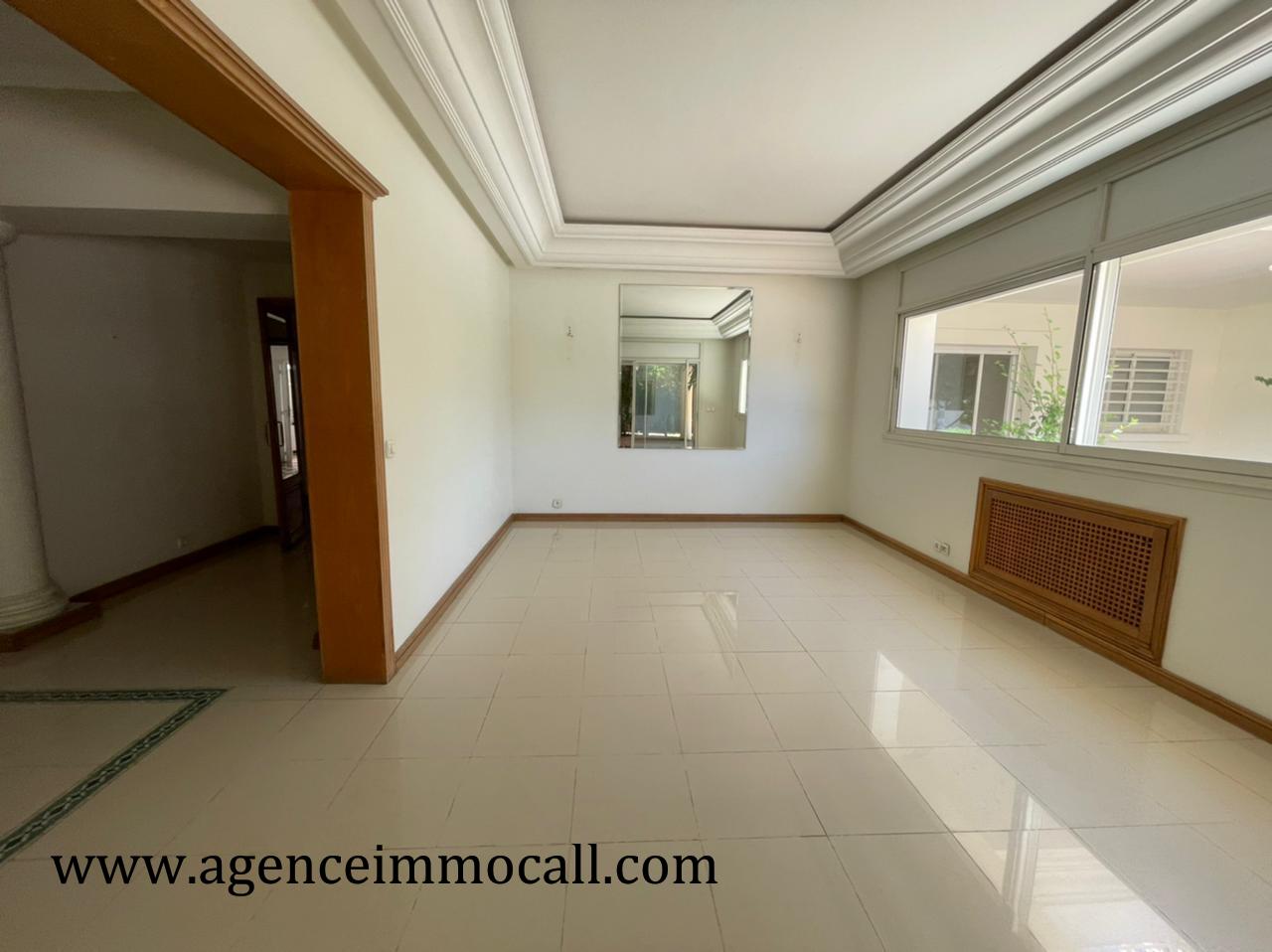 Villa en location située à SOUISSI — 5