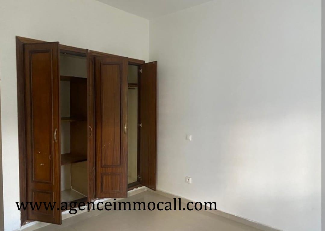 Appartement en vente à Riad Ouled Mtaa - Rabat — 5