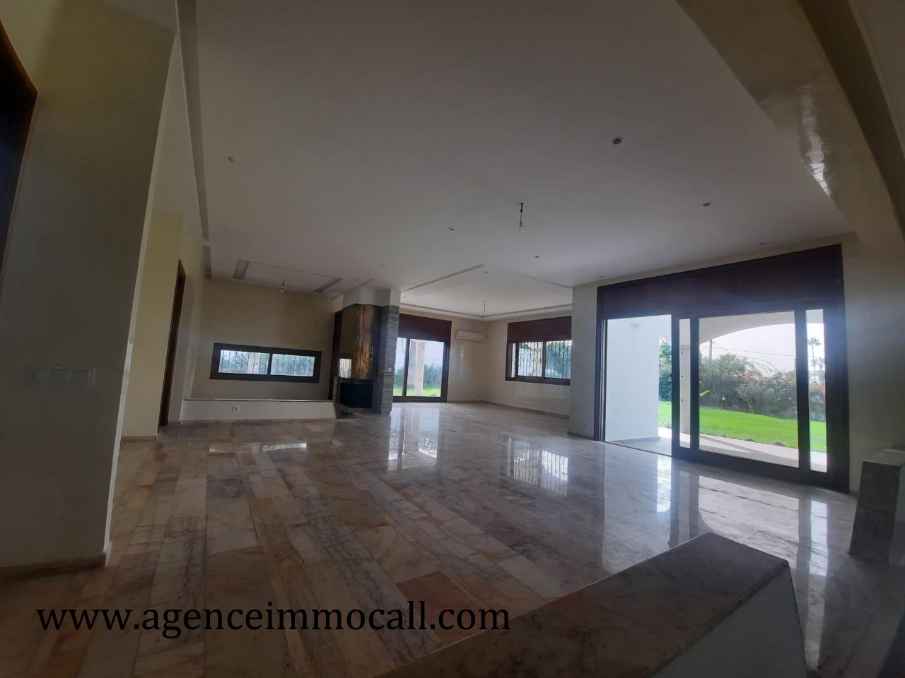 Villa de luxe à louer située à SOUISSI - Rabat — 2