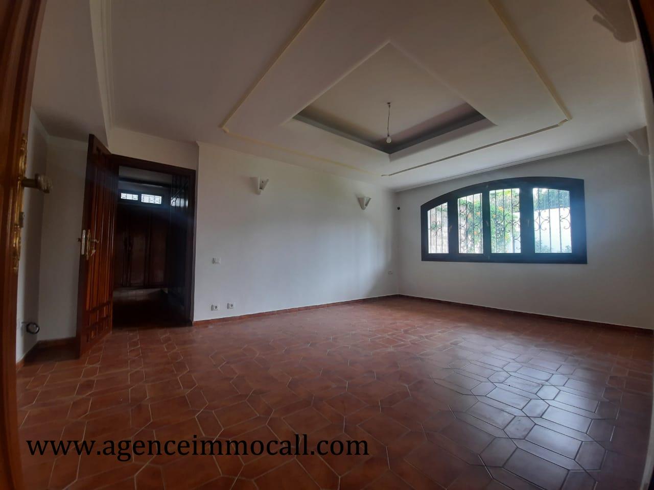 Villa de luxe à louer située à SOUISSI - Rabat — 5