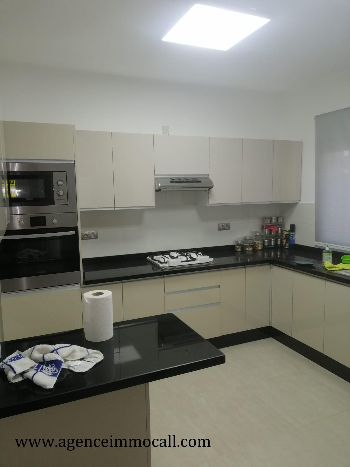 Villa 800 m² à El Menzeh — 10