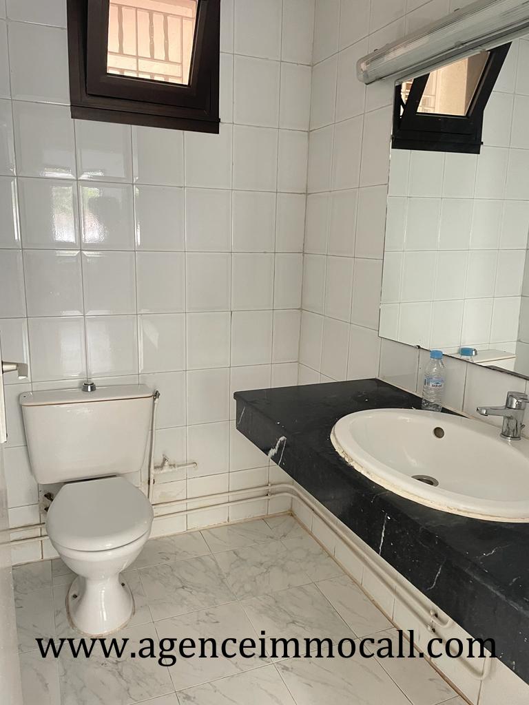 Villa à louer au quartier SOUISSI-Rabat — 3
