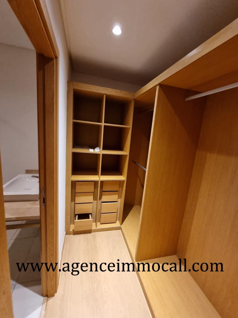 Villa 460 m² à El Menzeh — 6