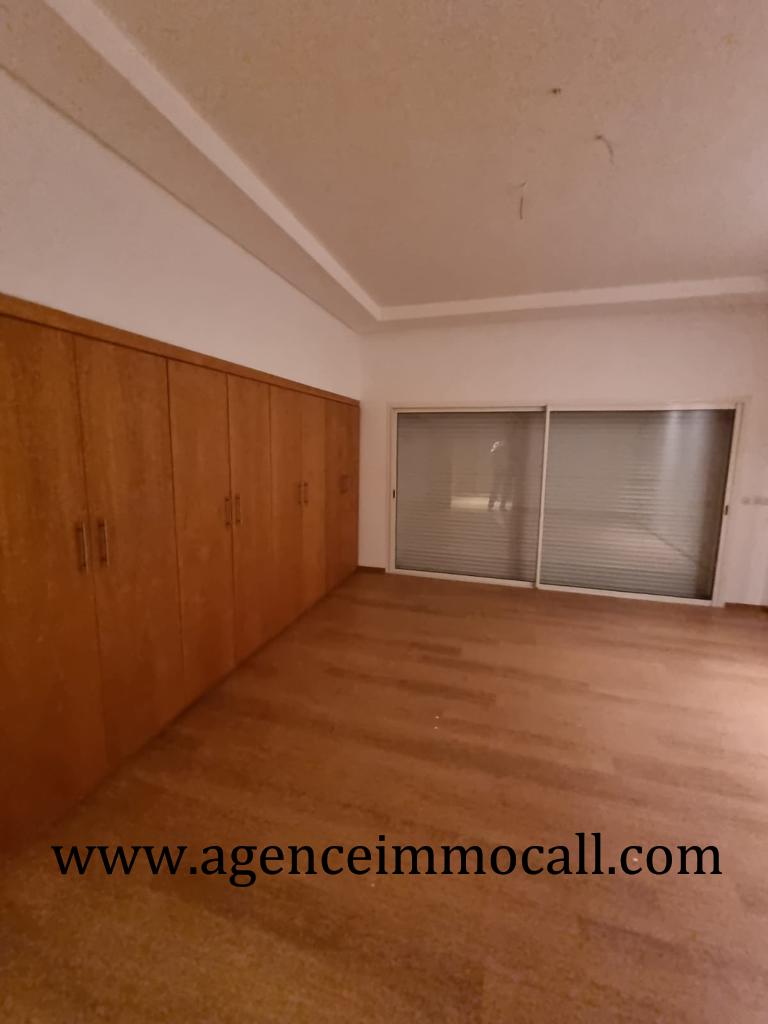 Villa 460 m² à El Menzeh — 7
