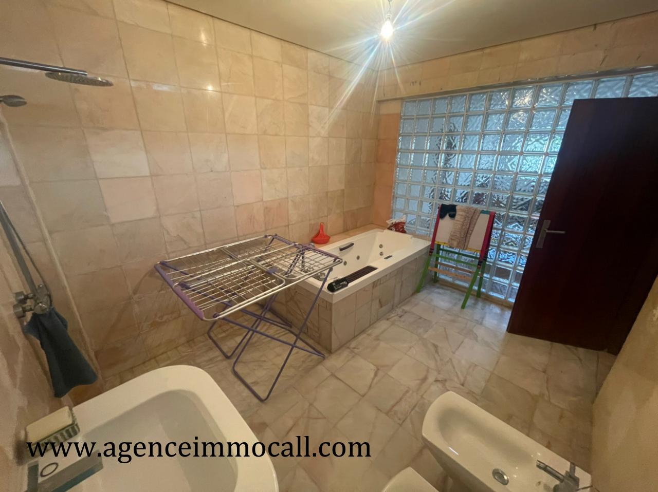 Villa 280 m² à Agdal — 10