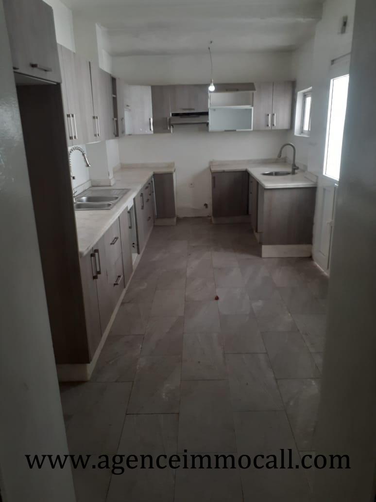 Villa à vendre située à Agdal-Rabat — 6