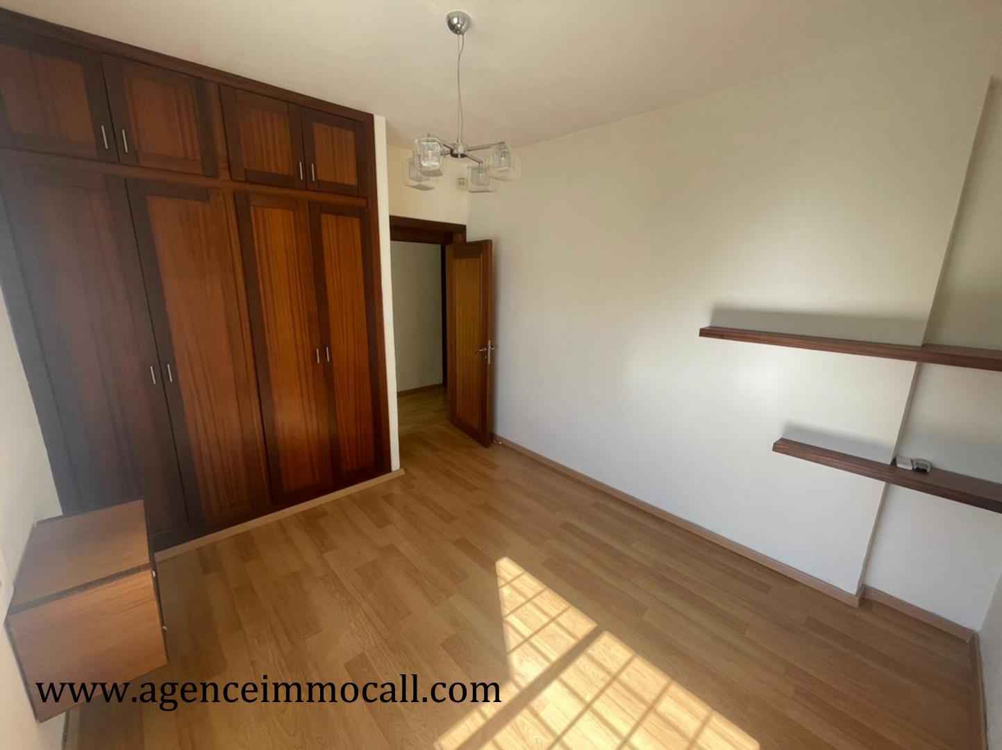 Villa en location à Hay Riad-Rabat — 5