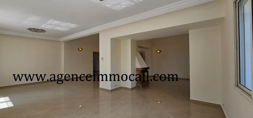 Villa 1024 m² à Agdal — 4