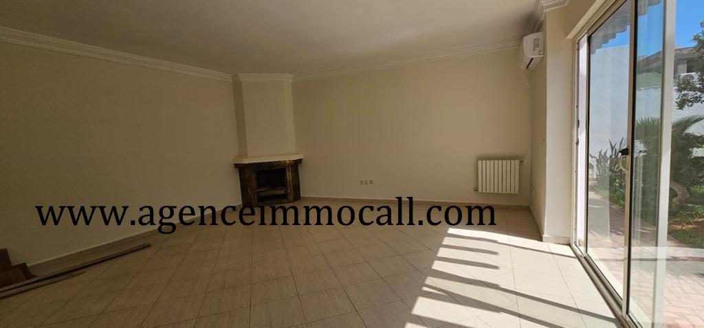 Villa 1024 m² à Agdal — 5