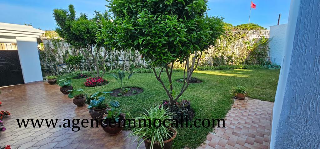 Villa 460 m² à Agdal — 2