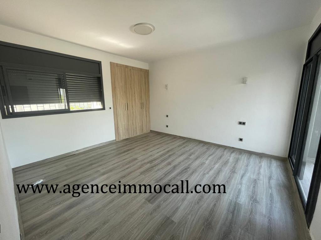 Villa en location à Souissi - Rabat — 4