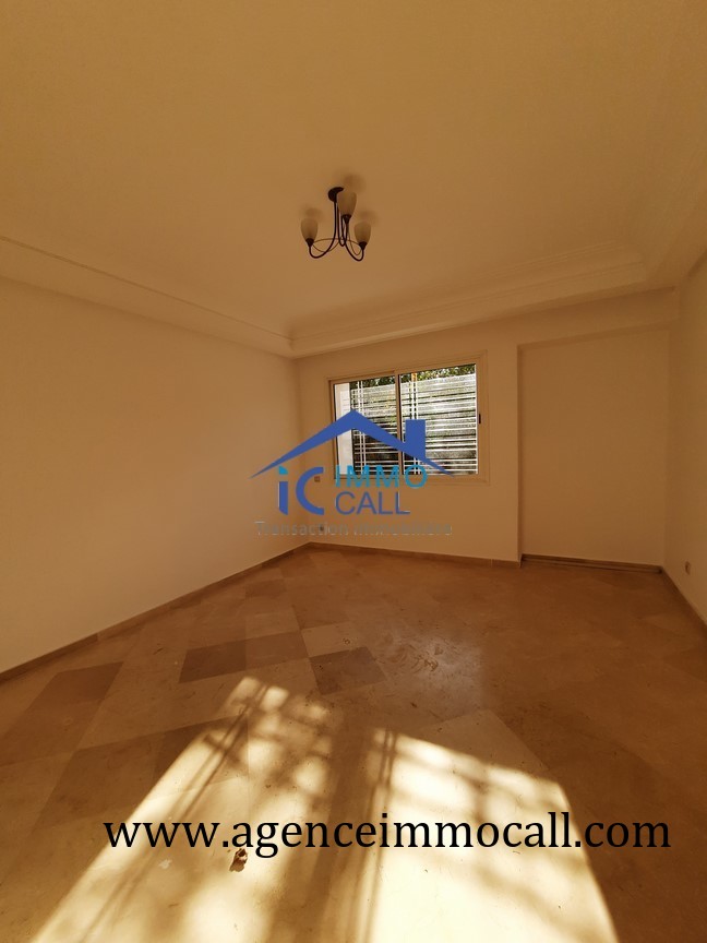en LOCATION villa au quartier SOUISSI — 6