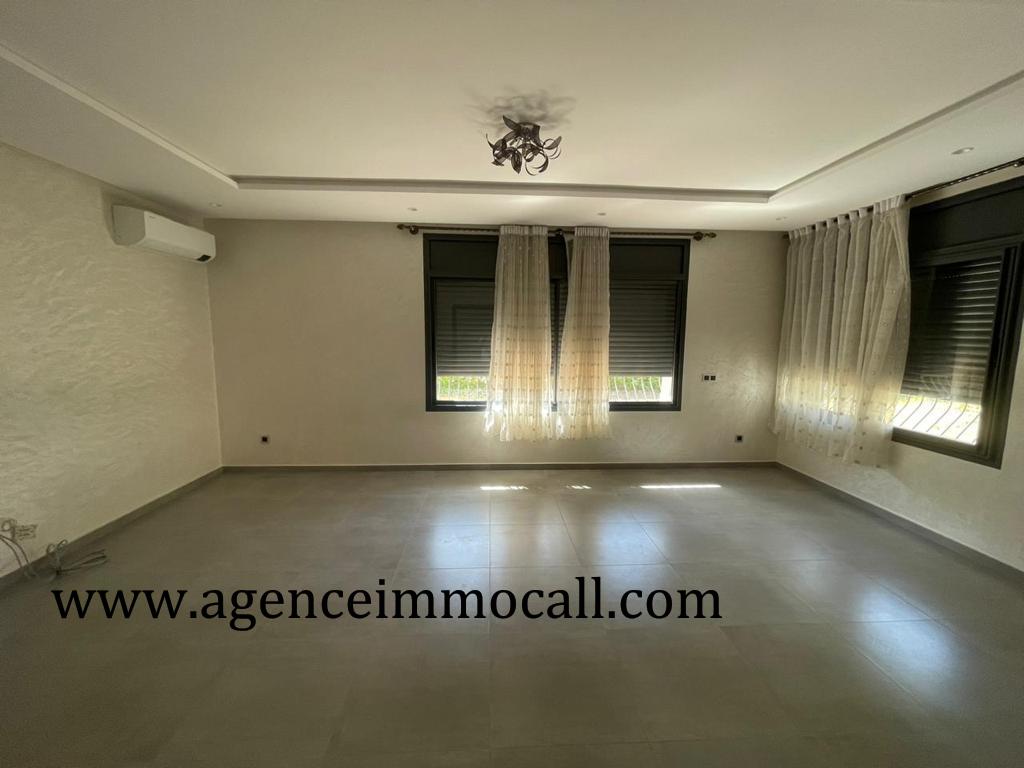 Villa en location à Souissi - Rabat — 3