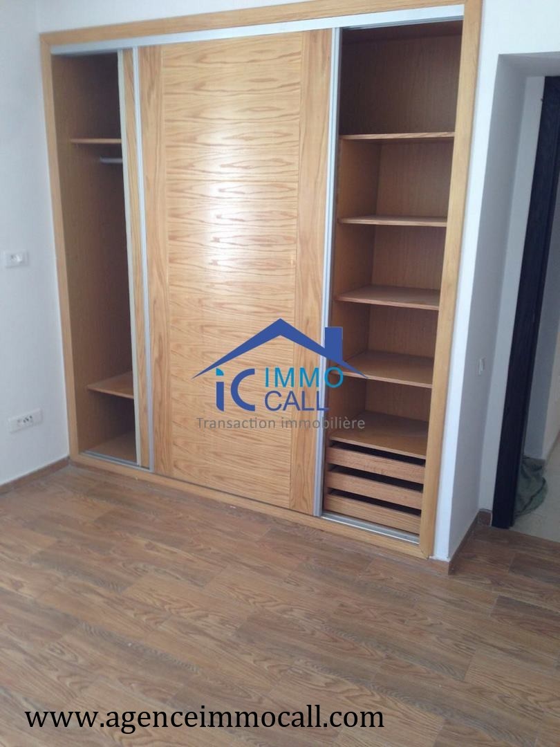 Villa vide 380 m² en LOCATION à Hay Riad — 6