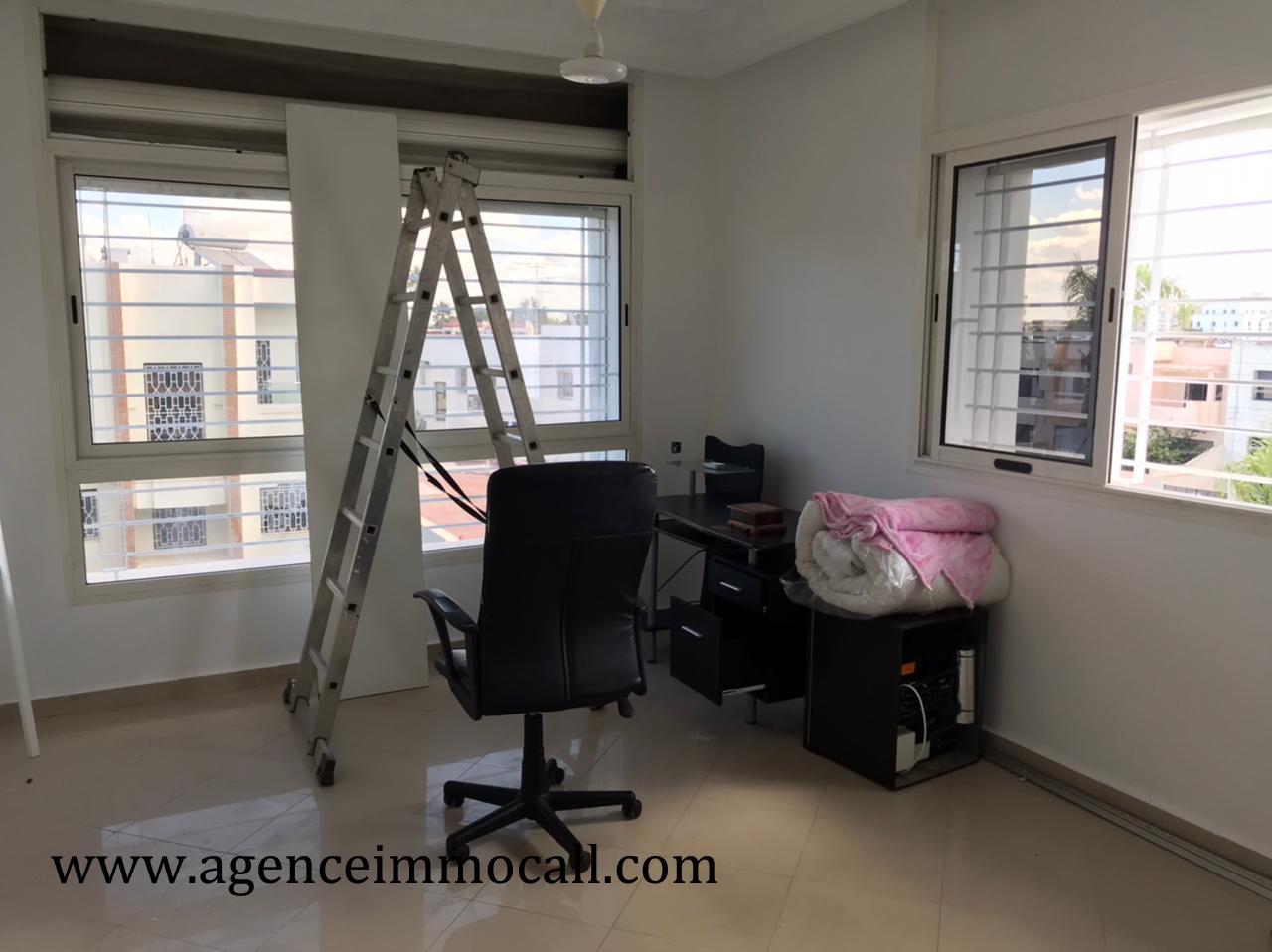 Superbe villa en location à Hay Riad — 4