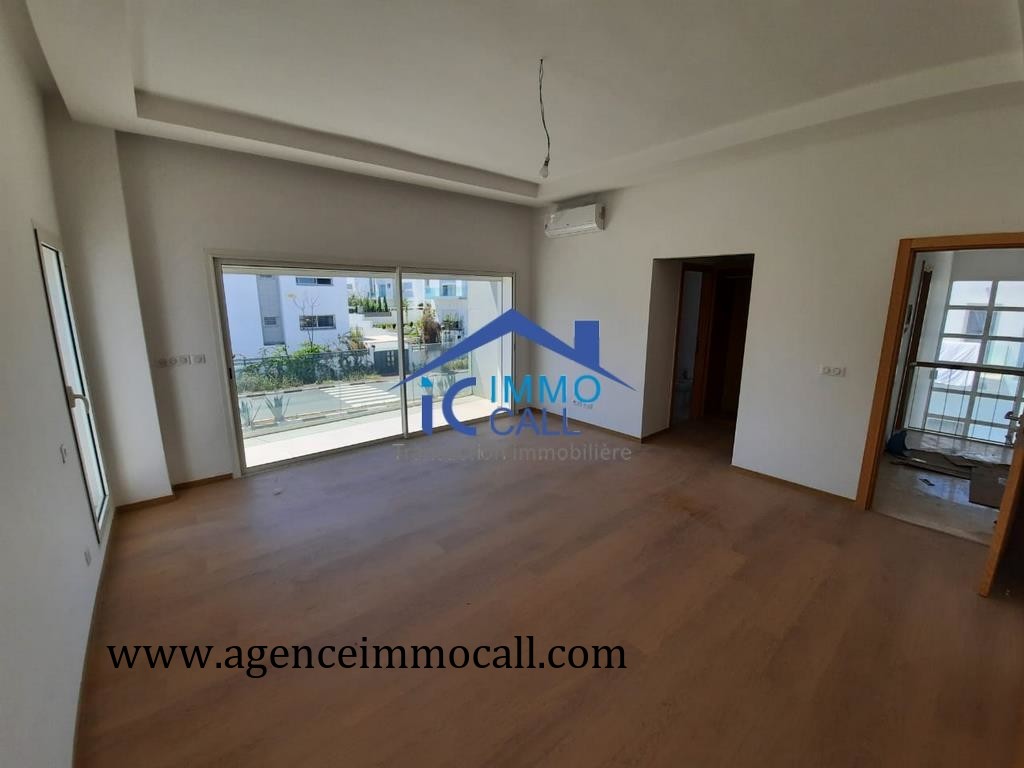 en LOCATION villa neuve à SOUISSI — 3