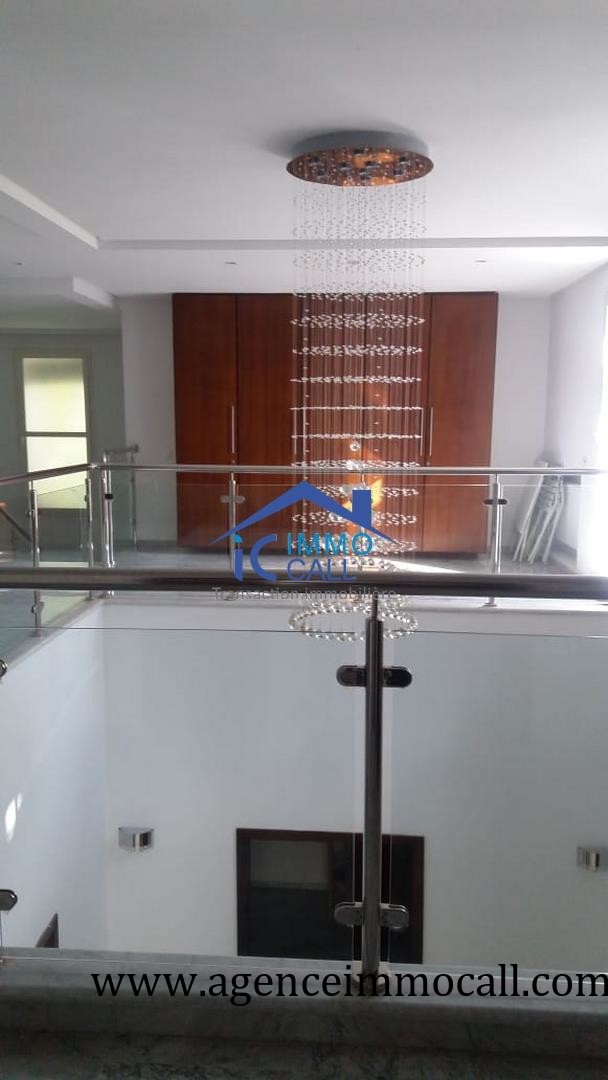 VILLA de 2000 m² en LOCATION à SOUISSI — 3