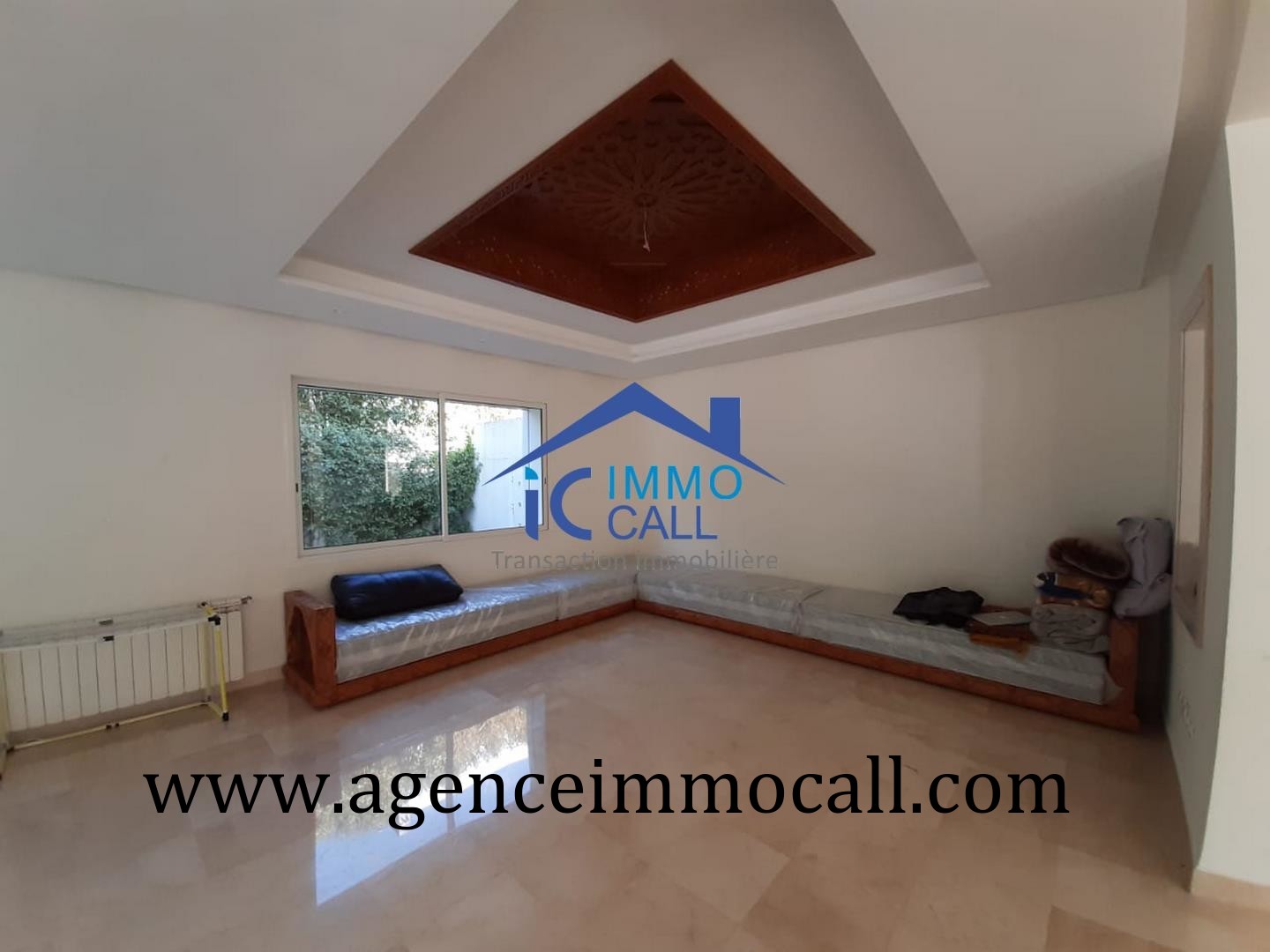 à LOUER villa avec 5 chambres à Souissi — 5