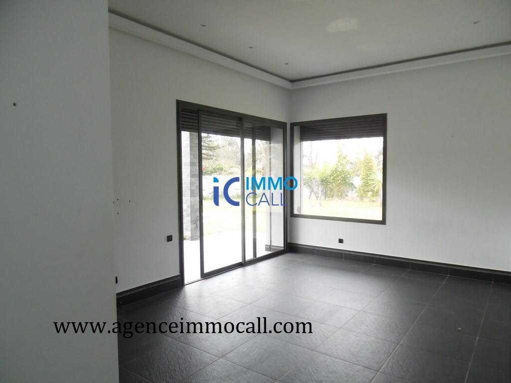 à LOUER villa 2000 m² au quartier SOUISSI — 6