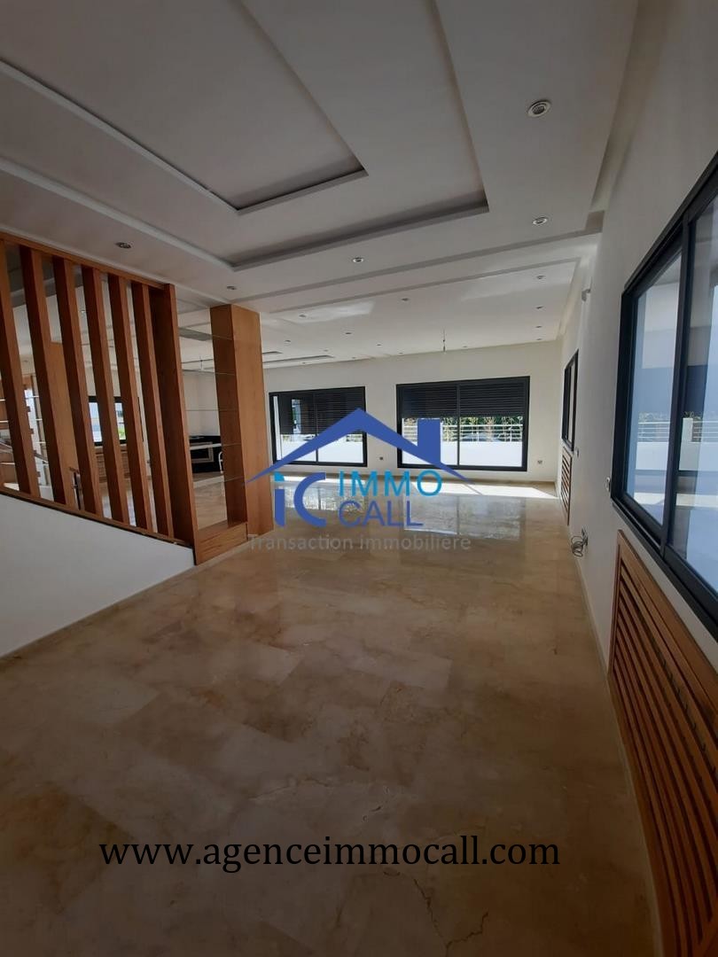 à LOUER Villa vide avec 4 chambres à Hay Riad — 2