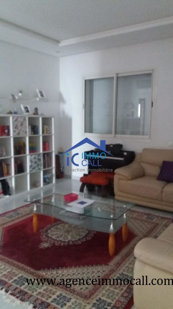VILLA de 2000 m² en LOCATION à SOUISSI — 5