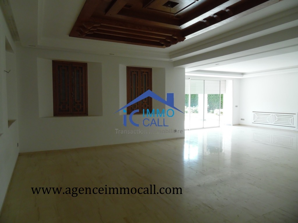 Villa 2000 m² f Souissi — 8