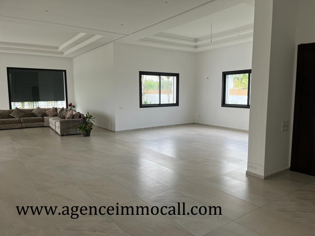 Villa de luxe à vendre située à SOUISSI - Rabat — 6