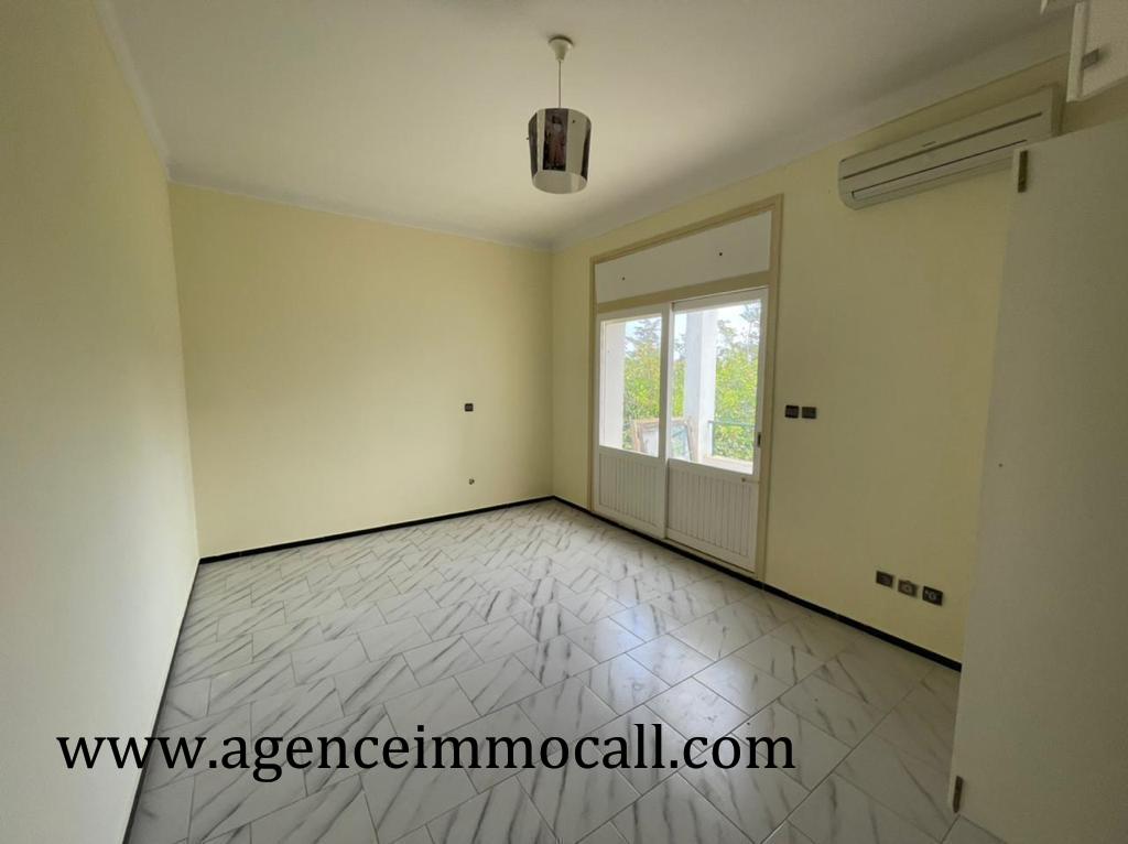 Villa de luxe à louer située à SOUISSI - Rabat — 4