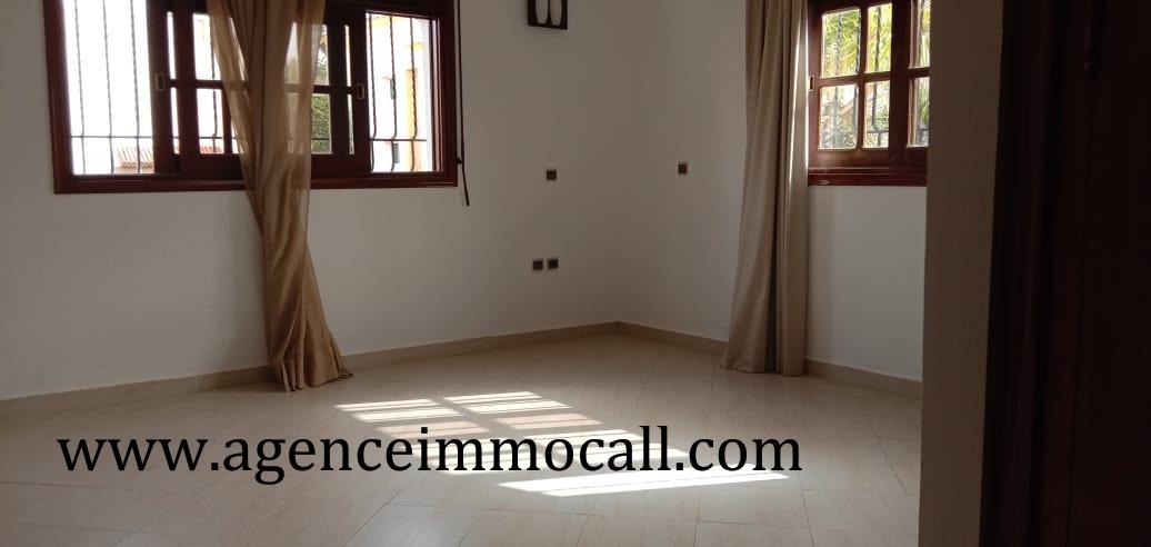 Villa à louer au quartier Agdal-Rabat — 3
