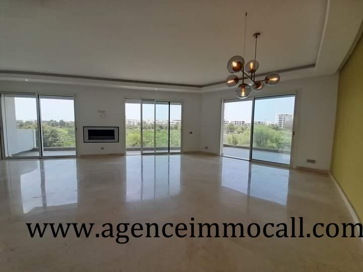 Bel appartement en location situer à SOUISSI