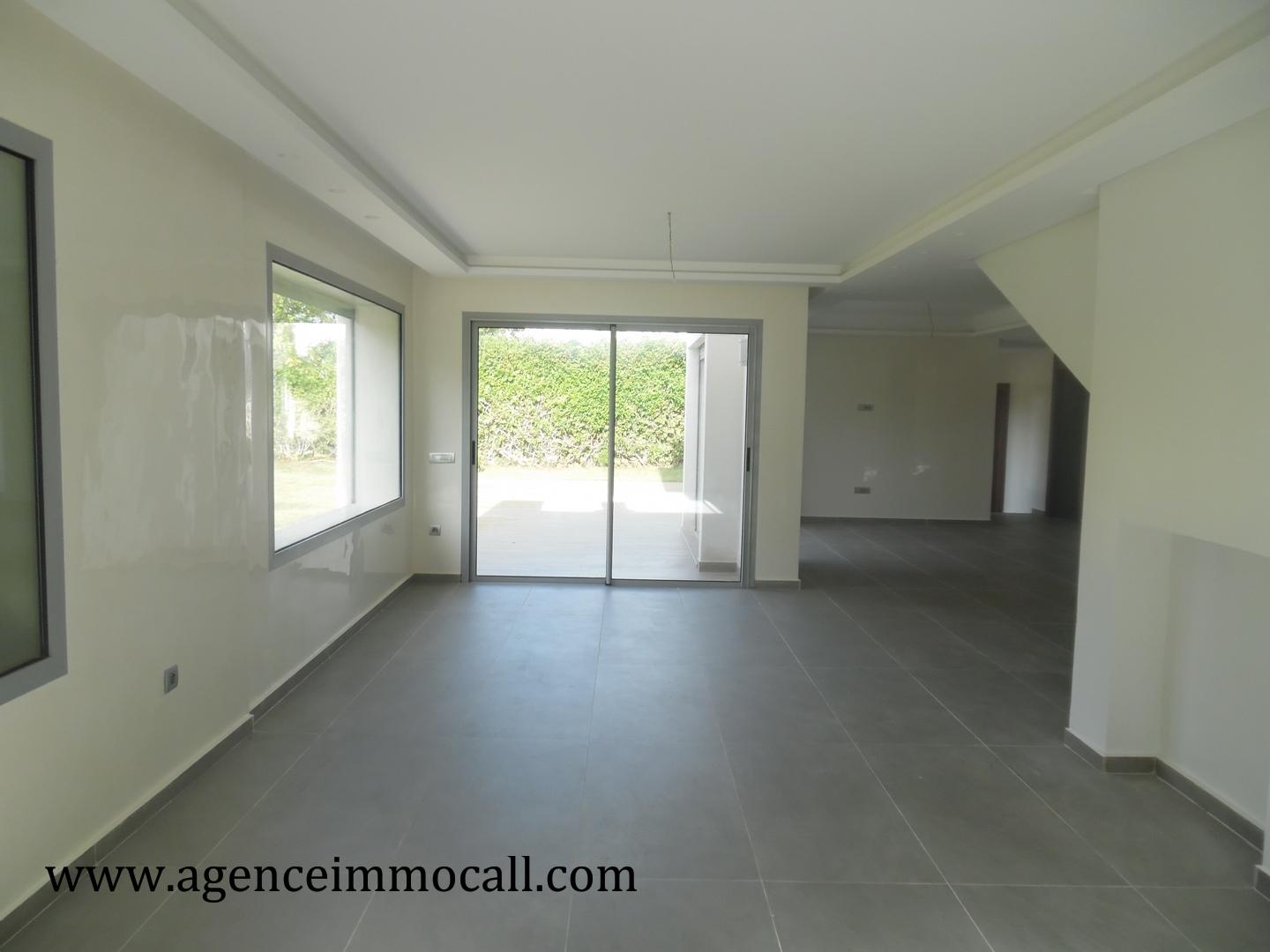 Villa à louer au quartier SOUISSI-Rabat — 4